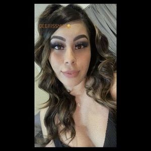 Meet your Posher, Deisy